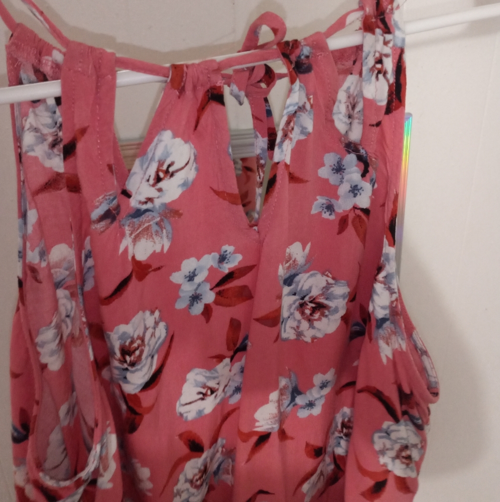 Romper - Picture 2 of 5